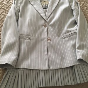 Ladies 2pc suit